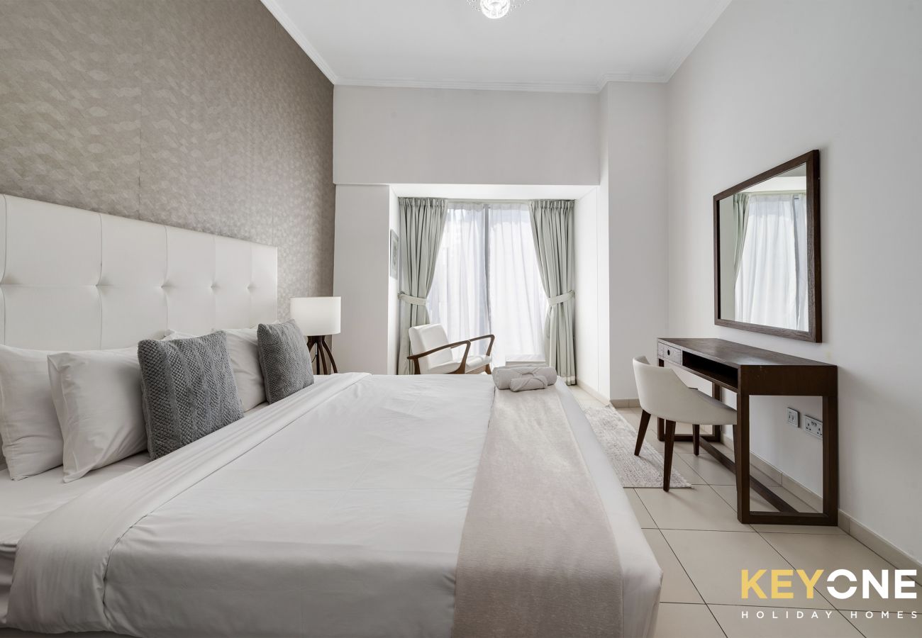Appartamento a Dubai - Lavish One Bedroom | Amazing Sun Deck & Pool