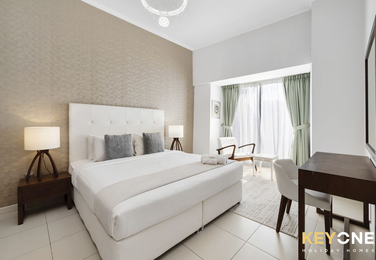 Appartamento a Dubai - Lavish One Bedroom | Amazing Sun Deck & Pool