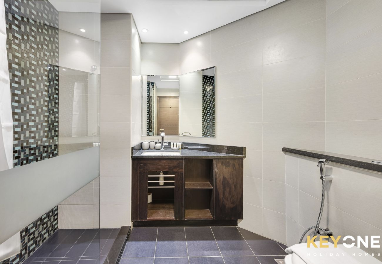 Appartamento a Dubai - Lavish One Bedroom | Amazing Sun Deck & Pool