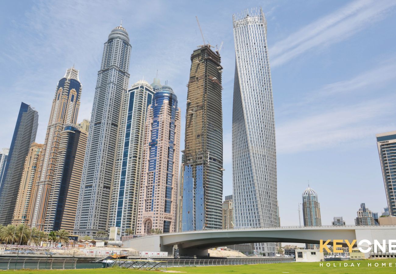 Appartamento a Dubai - Lavish One Bedroom | Amazing Sun Deck & Pool