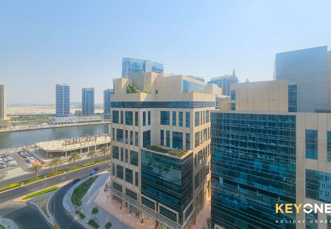 Studio a Dubai - Majestine Living | Stylish Studio with Canal View