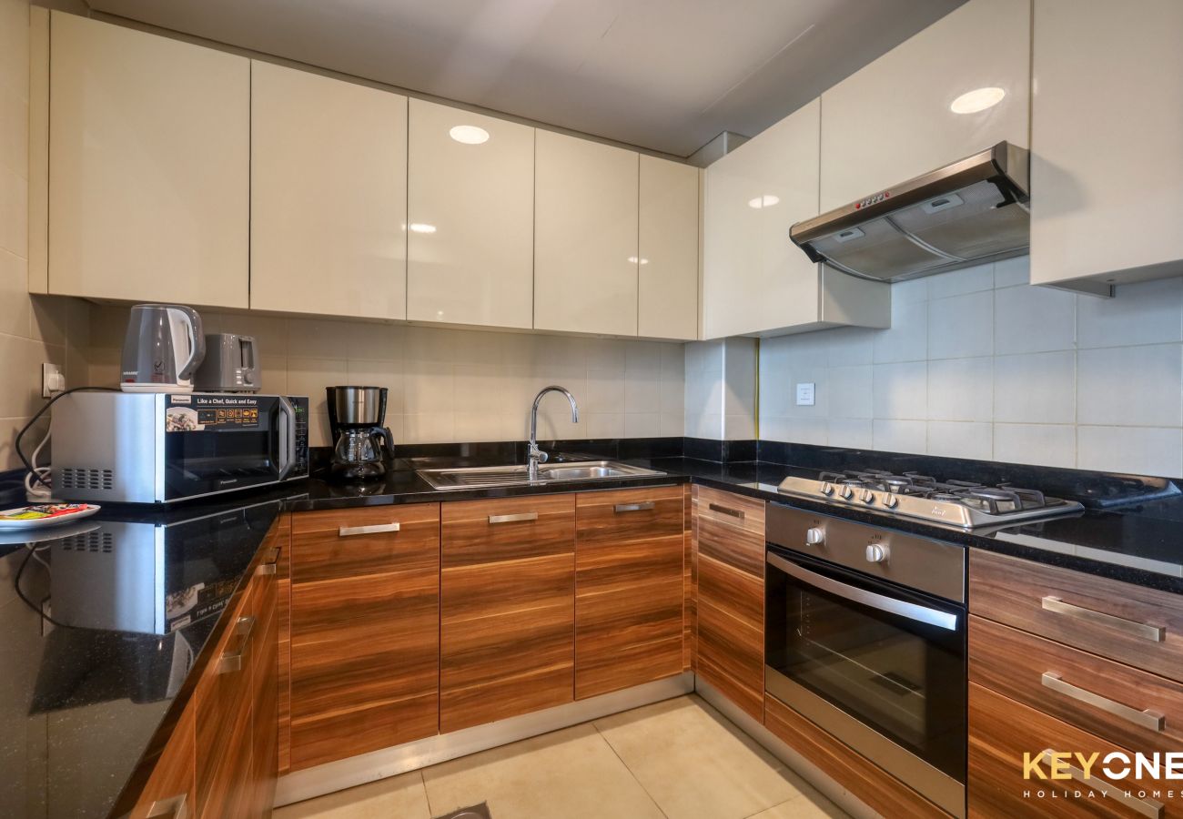 Apartment in Dubai - Sophisticated One Bedroom | Full Marina View