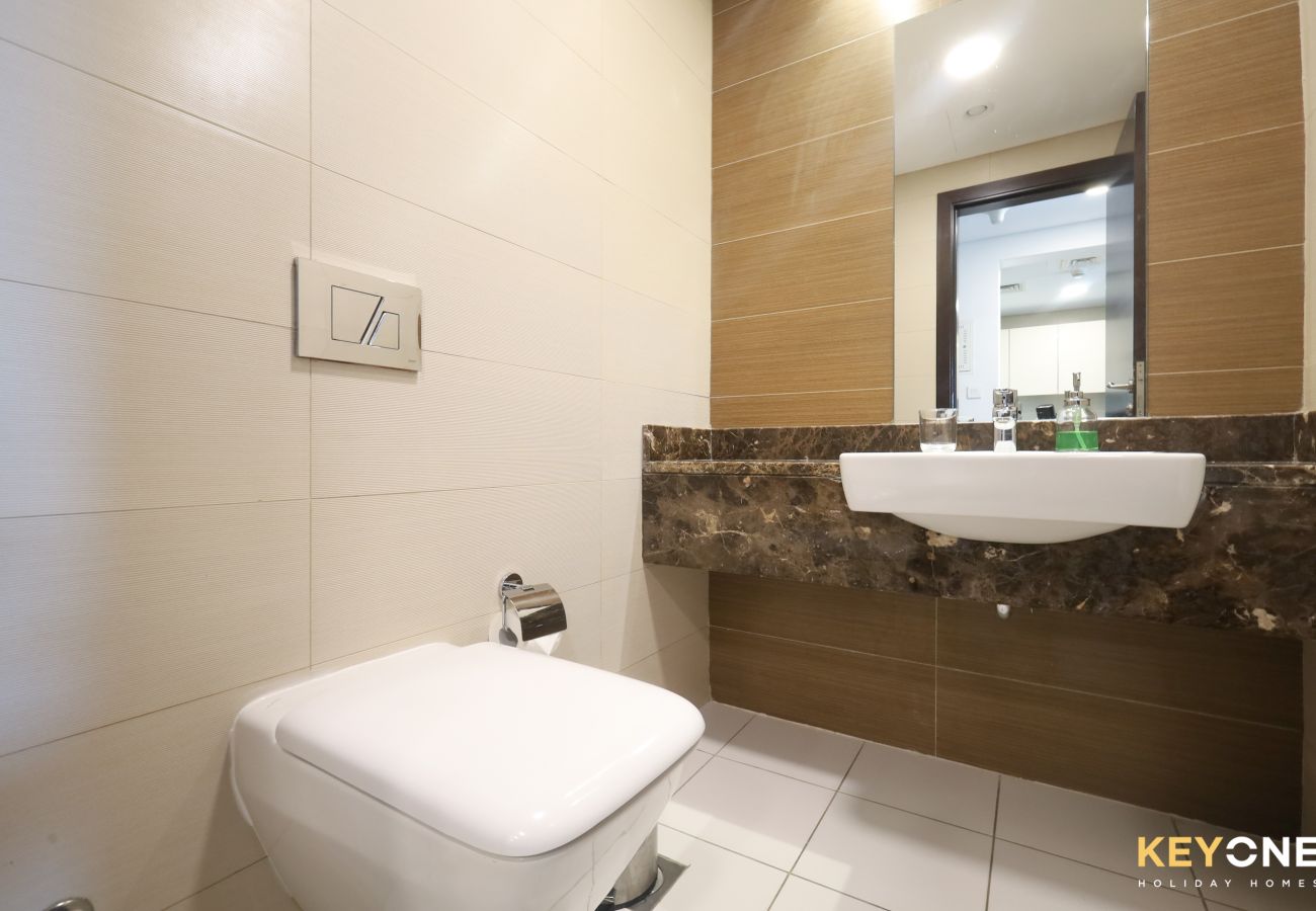 Apartment in Dubai - Sophisticated One Bedroom | Full Marina View