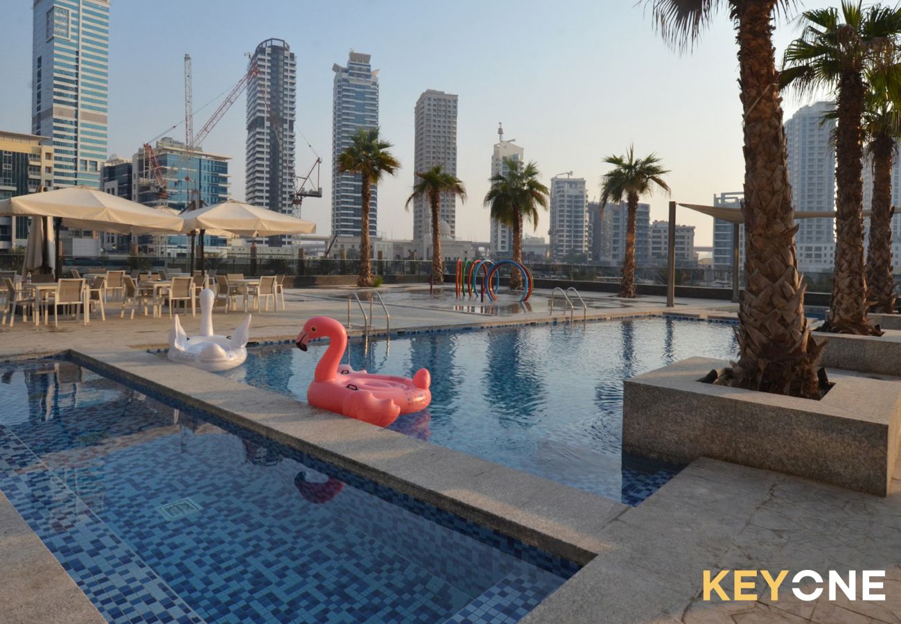 Apartment in Dubai - Sophisticated One Bedroom | Full Marina View
