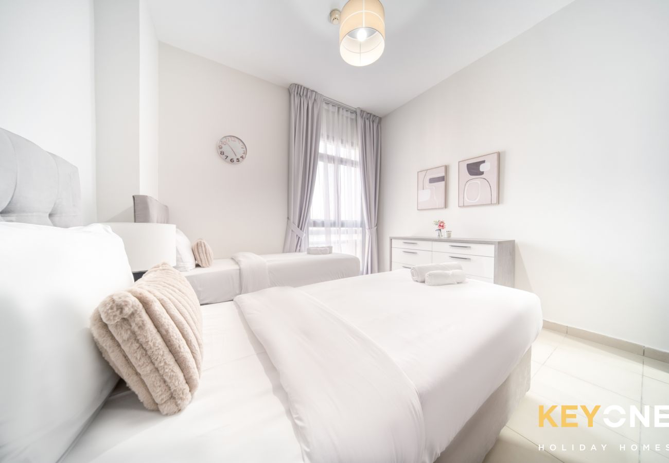 Apartment in Dubai - Elegant Touches in Oasis Two-Bedroom