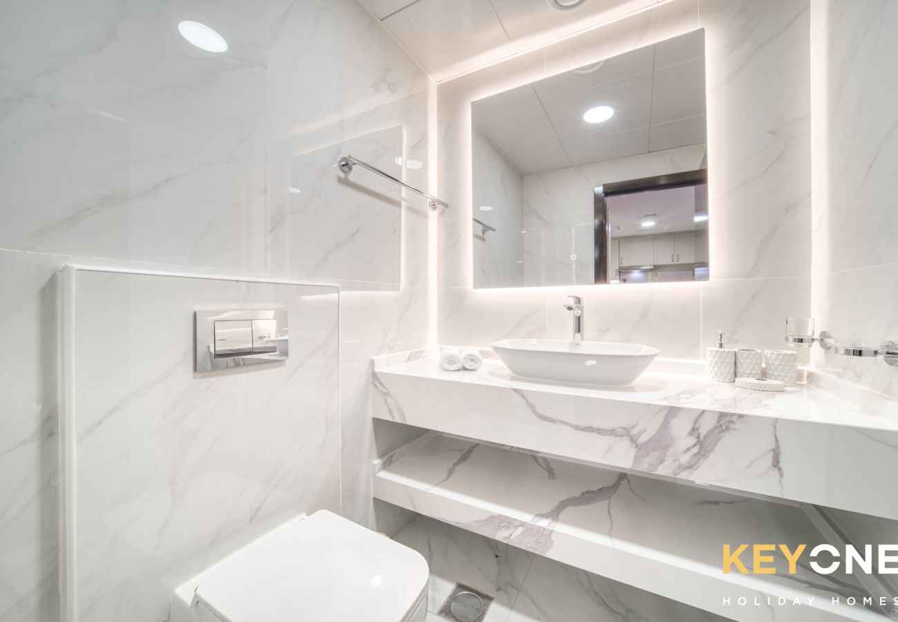 Apartment in Dubai - Elegant Touches in Oasis Two-Bedroom