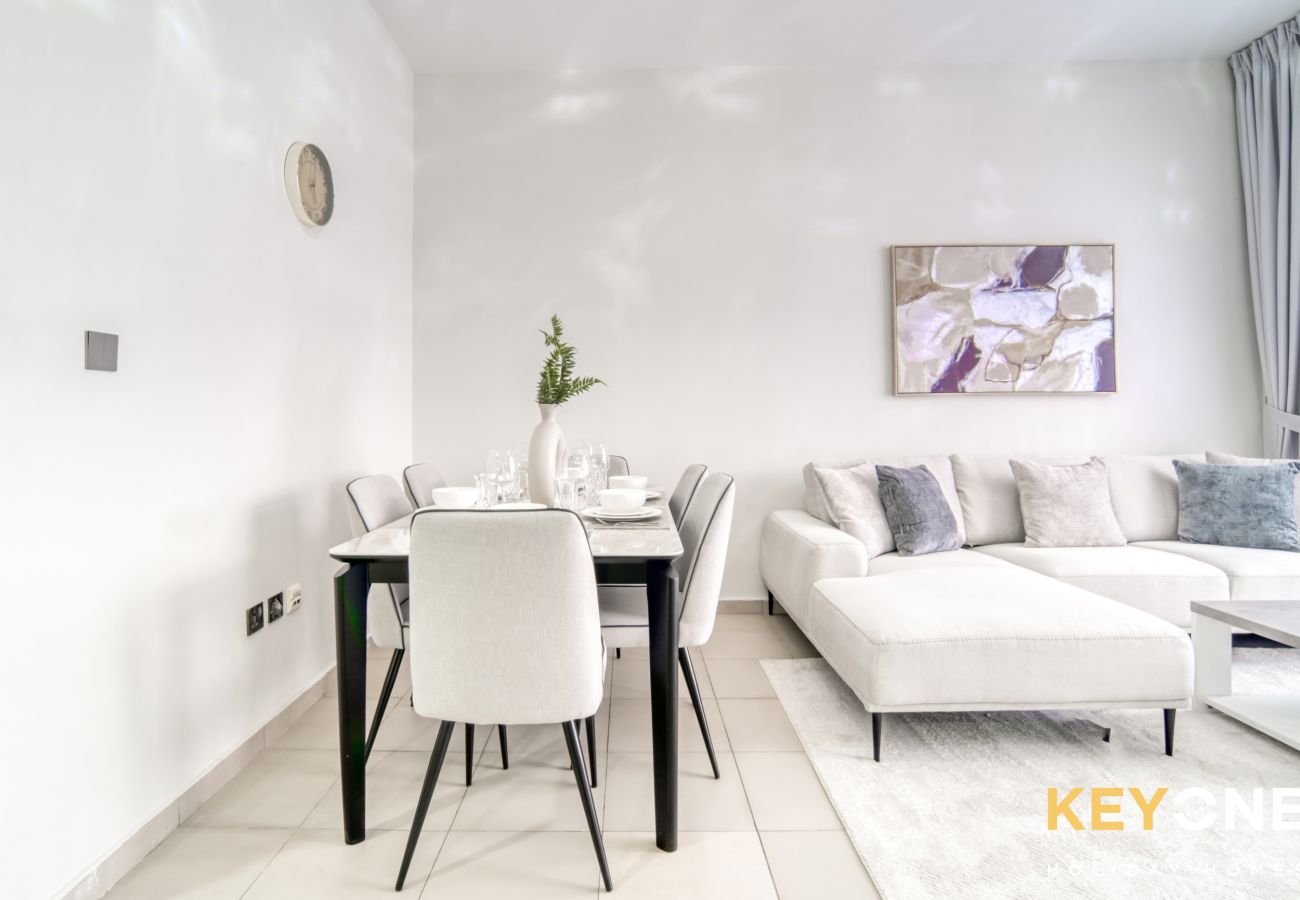 Apartment in Dubai - Elegant Touches in Oasis Two-Bedroom