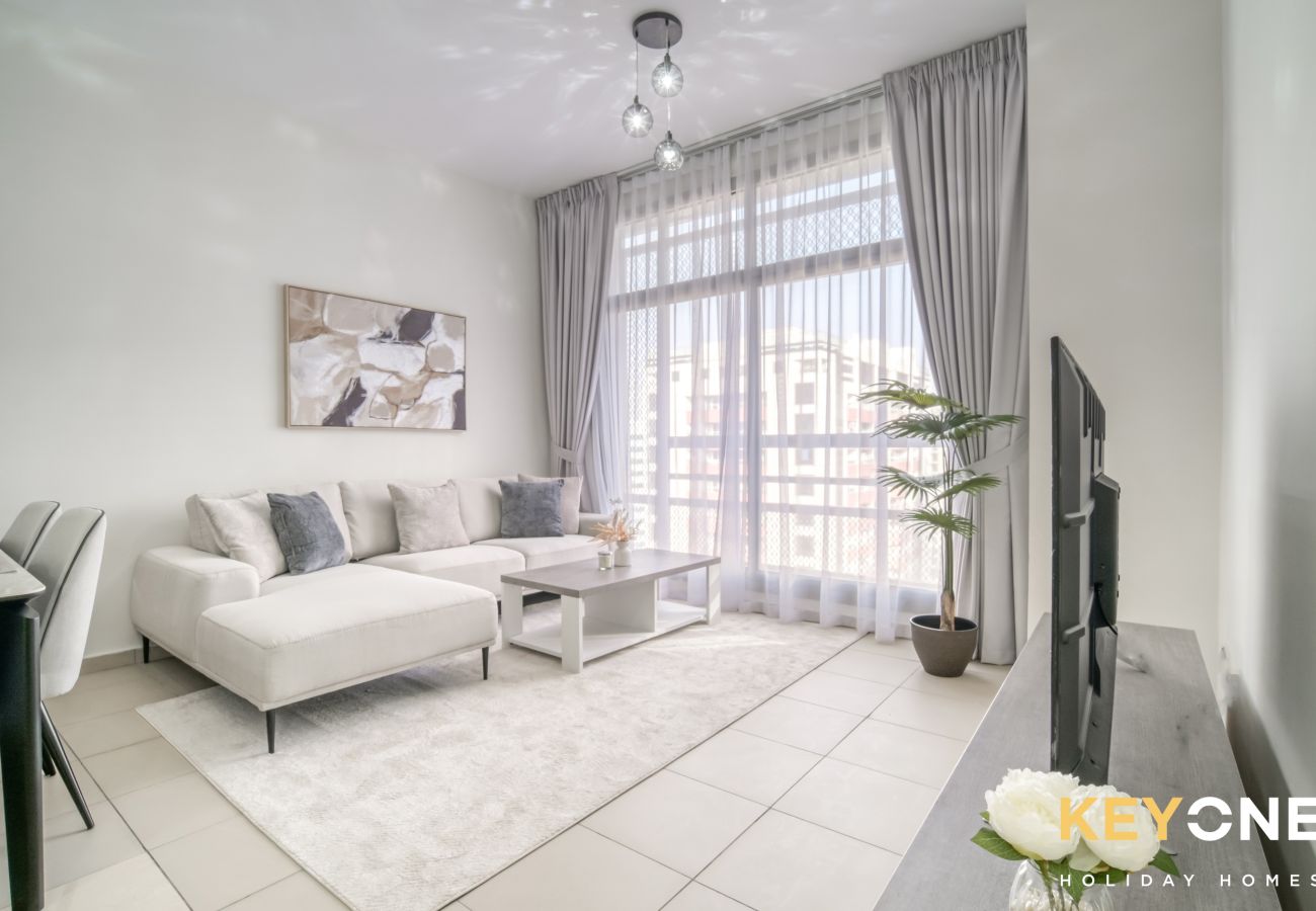 Apartment in Dubai - Elegant Touches in Oasis Two-Bedroom