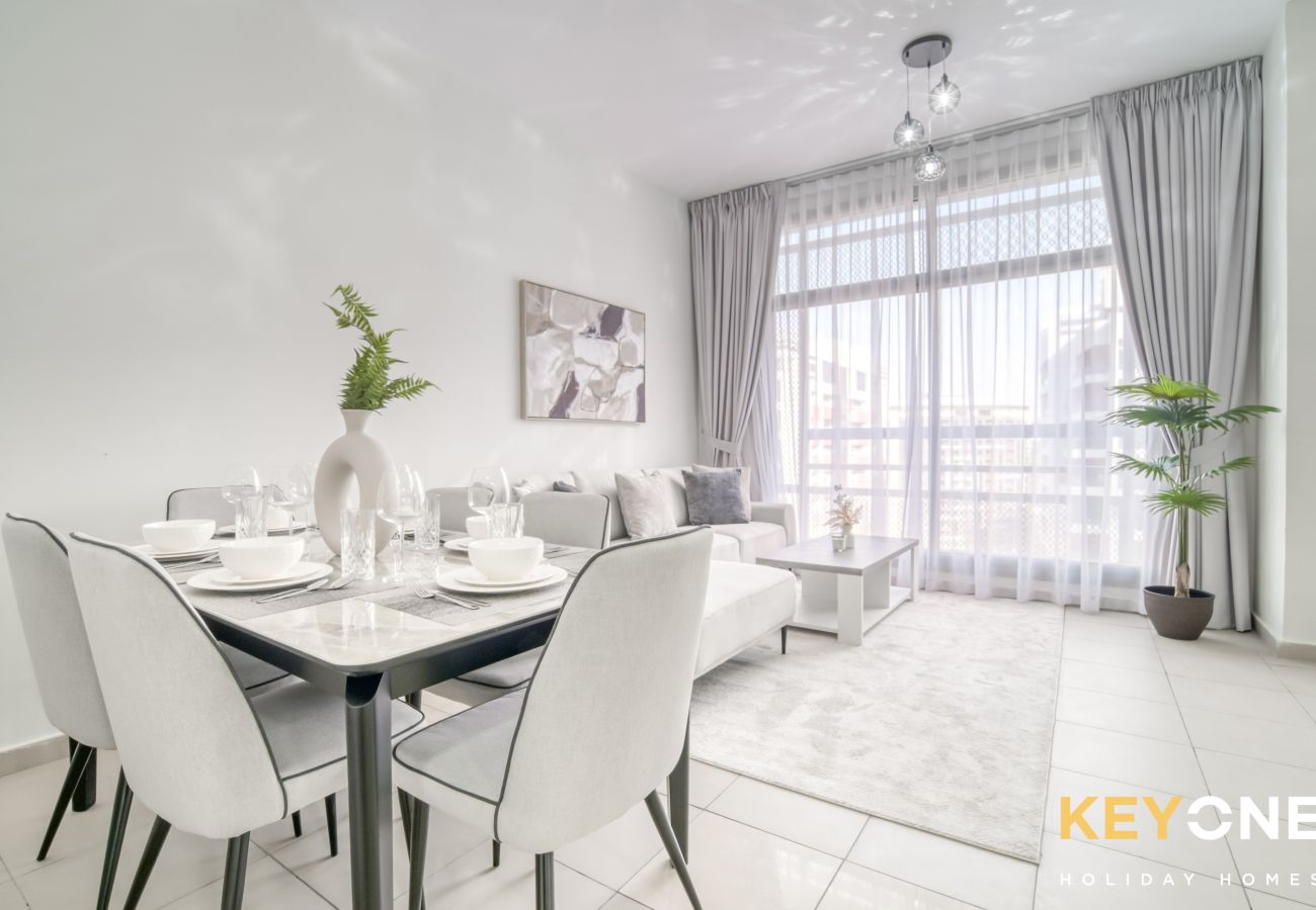 Apartment in Dubai - Elegant Touches in Oasis Two-Bedroom