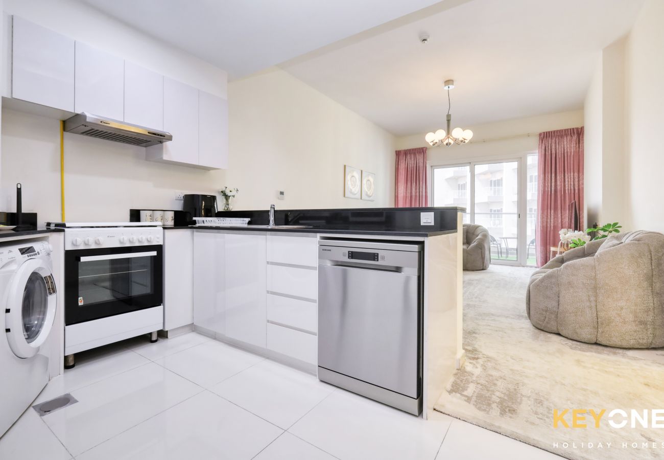 Apartment in Dubai - Viridis Living | Chic and Spacious 1BR
