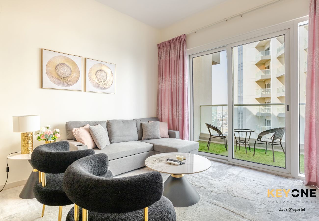 Apartment in Dubai - Viridis Living | Chic and Spacious 1BR
