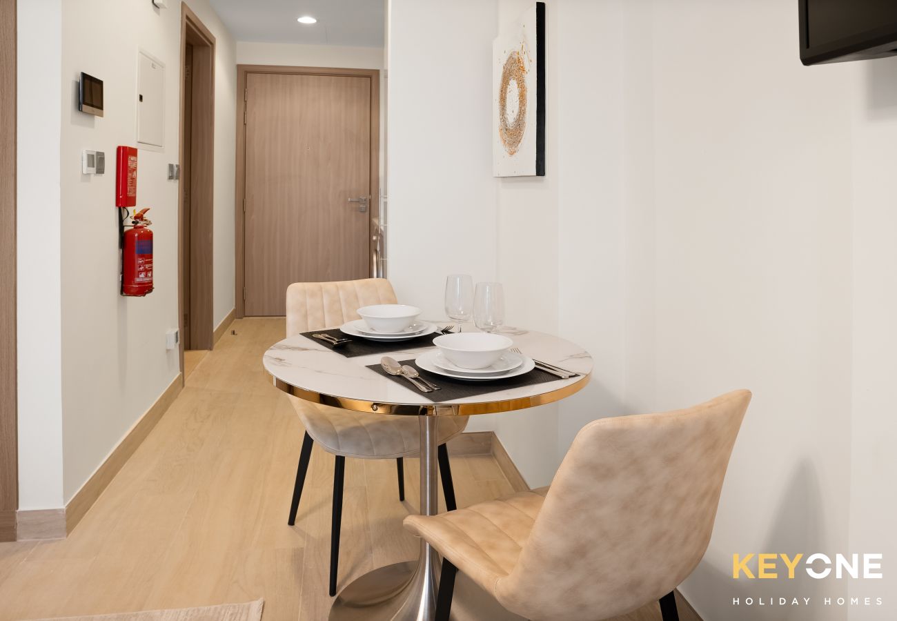 Studio in Dubai - Azizi Riviera Studio with Chic Furnishing
