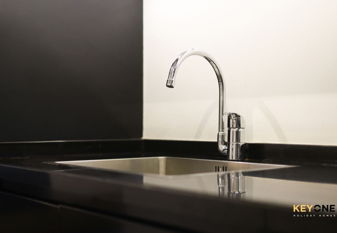 Studio in Dubai - The Cosmopolitan | Spacious Studio