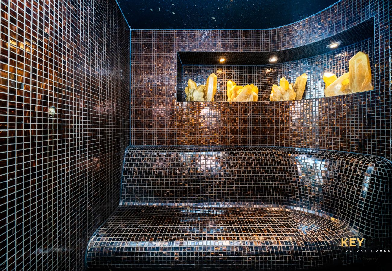 Studio in Dubai - The Cosmopolitan | Spacious Studio