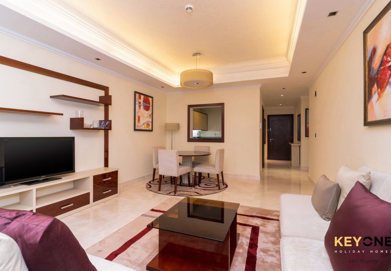 Apartment in Dubai - Grandeur 2BR + Small Room | Private Beach Access
