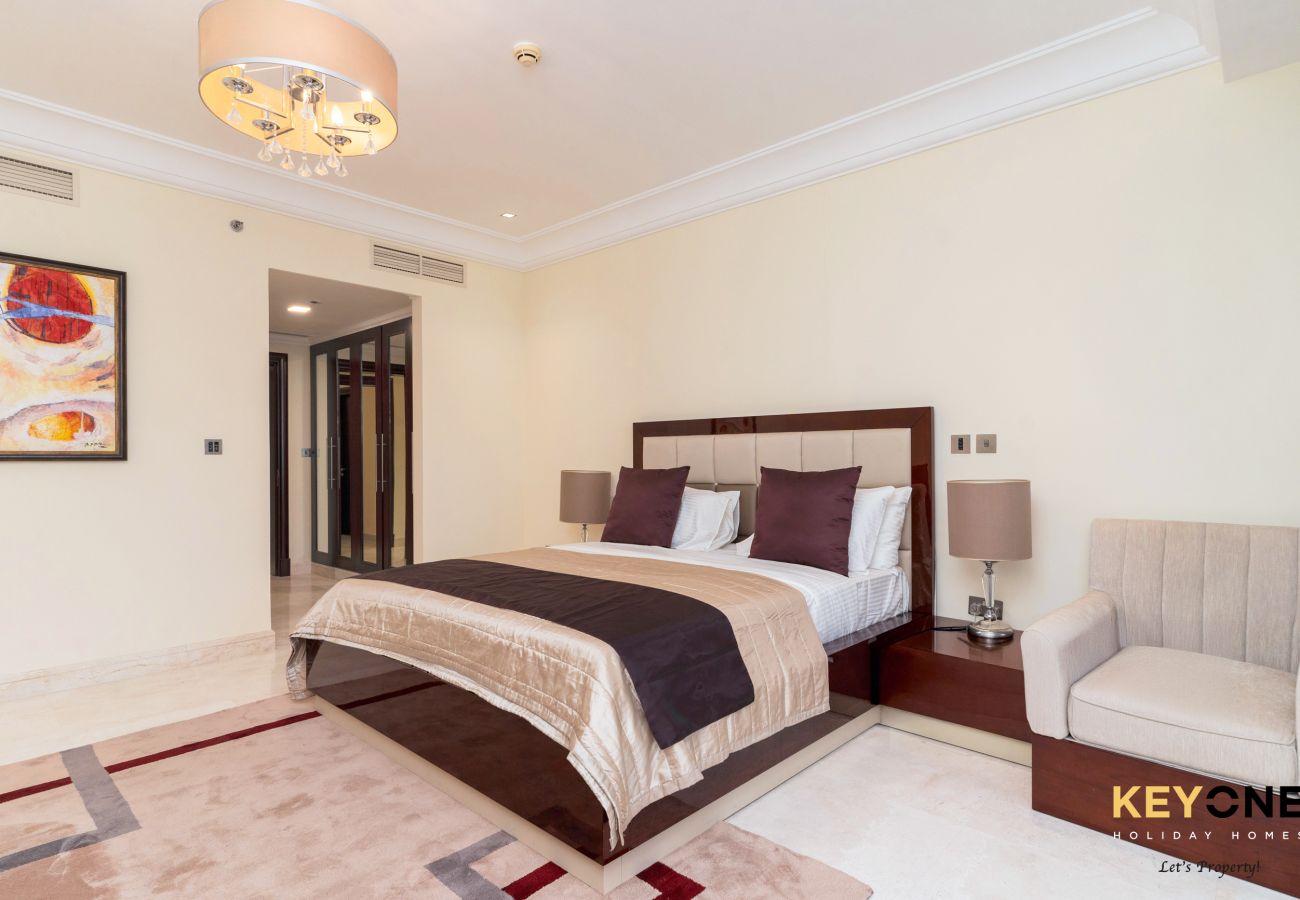 Apartment in Dubai - Grandeur 2BR + Small Room | Private Beach Access