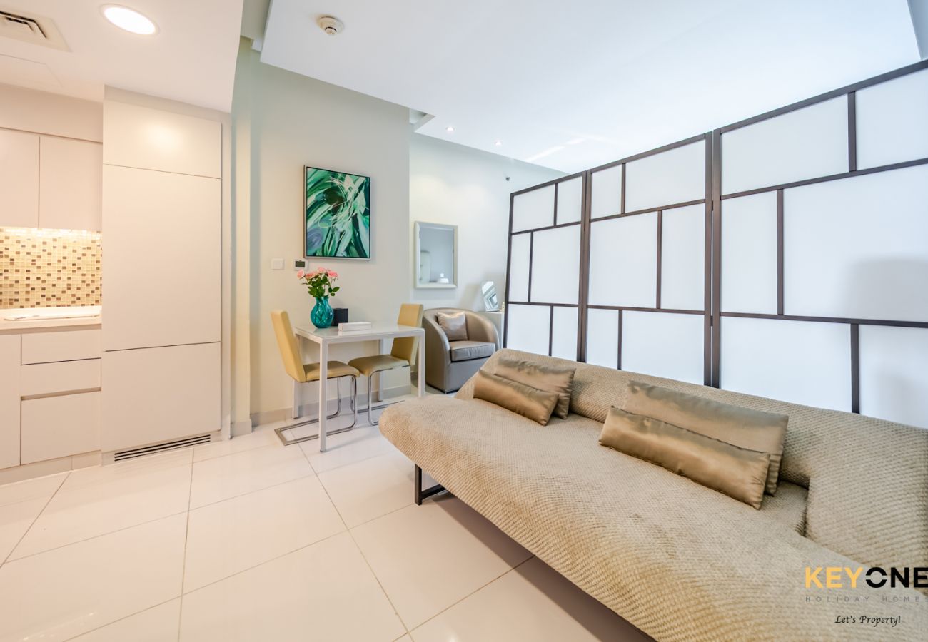 Studio in Dubai - The Vogue | Luxury Studio with Canal Views