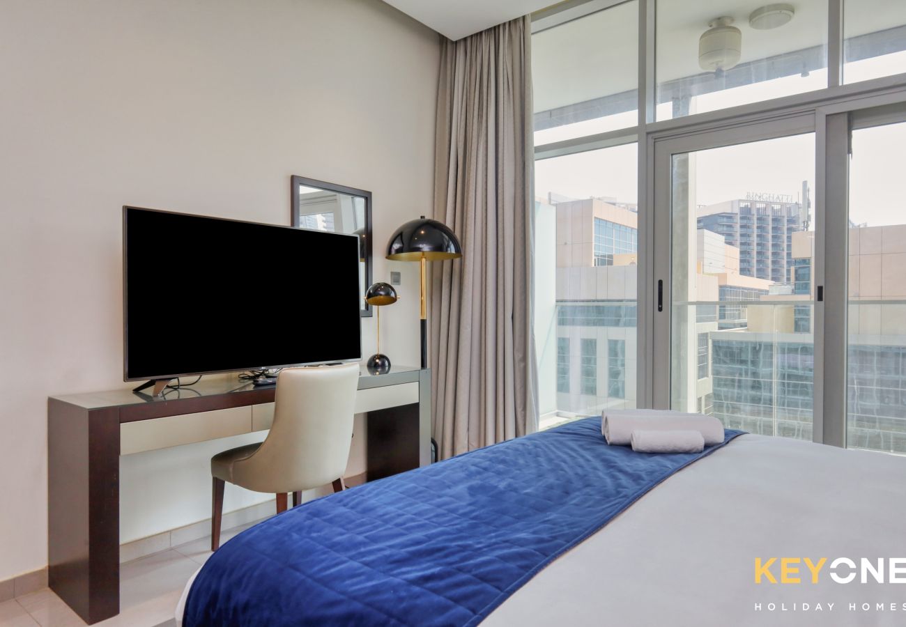 Квартира-студия на Dubai - Majestine Living | Stylish Studio with Canal View