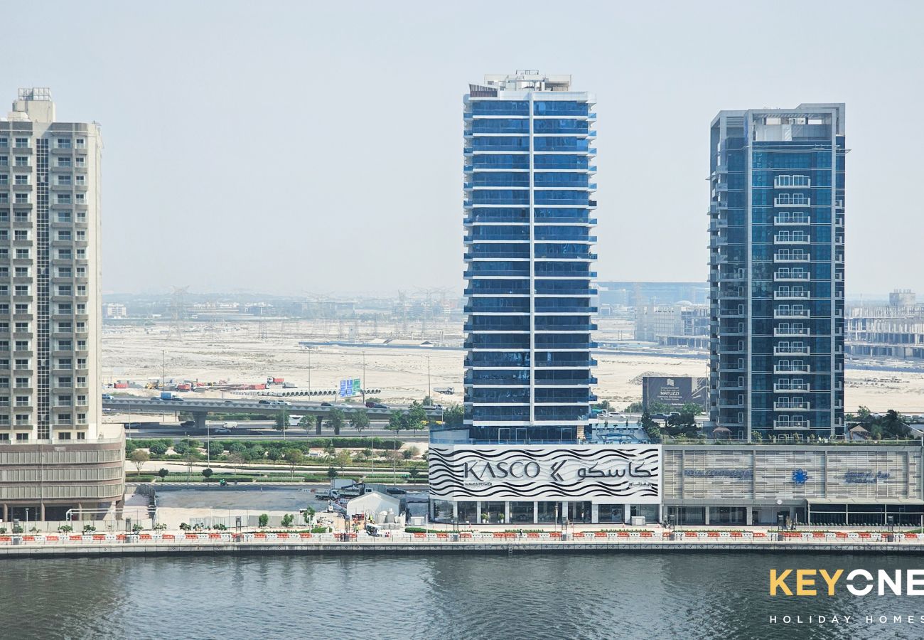 Квартира-студия на Dubai - Majestine Living | Stylish Studio with Canal View