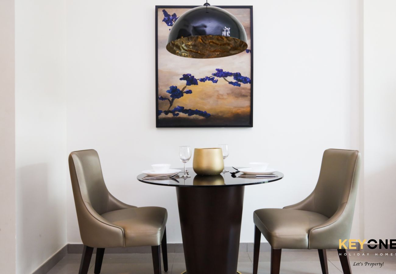 Квартира-студия на Dubai - Majestine Living | Stylish Studio with Canal View