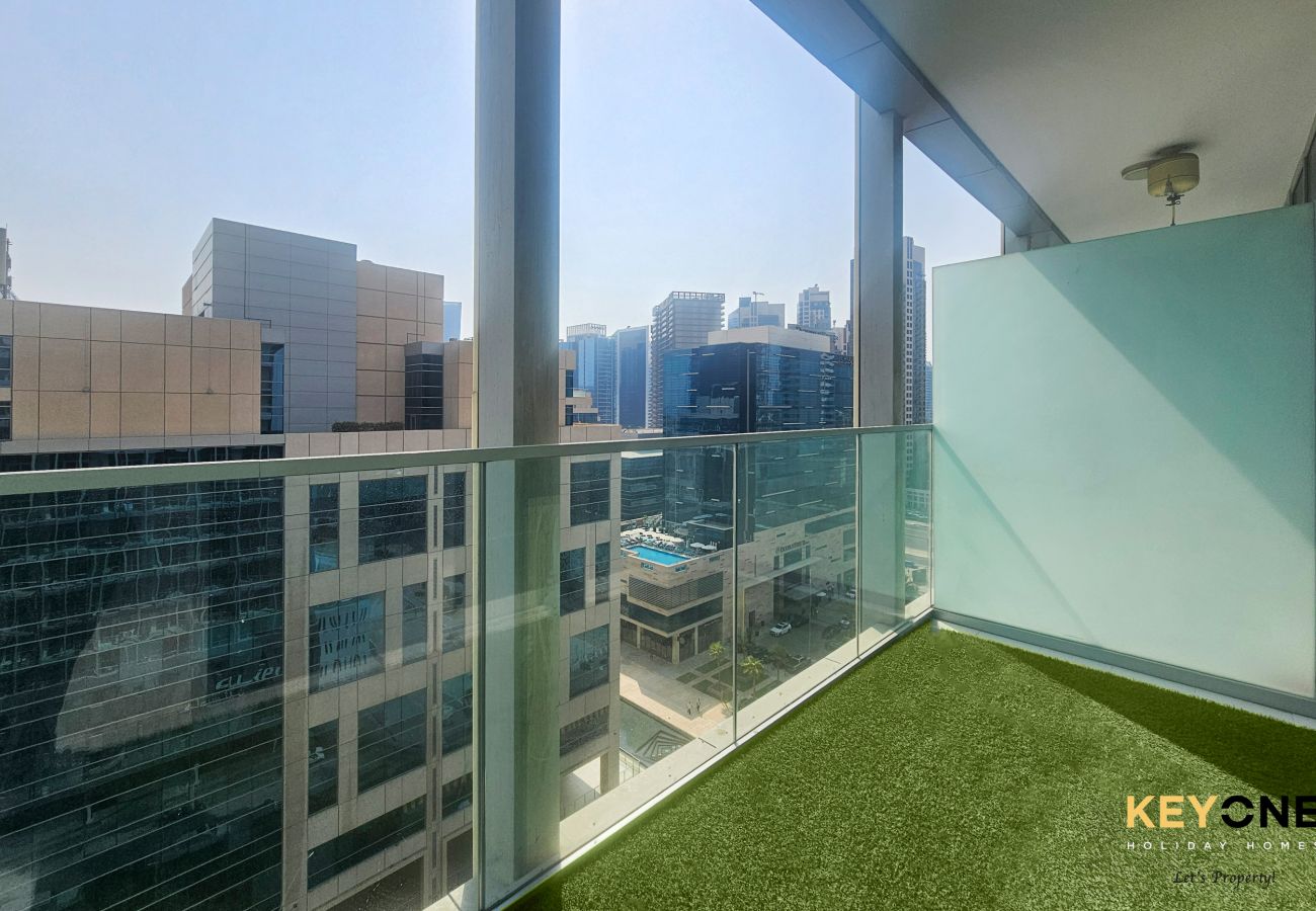 Квартира-студия на Dubai - Majestine Living | Stylish Studio with Canal View