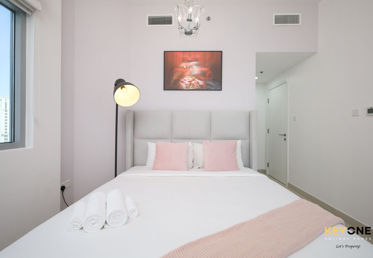 Апартаменты на Dubai - Serene Beachside Two-Bedroom Retreat